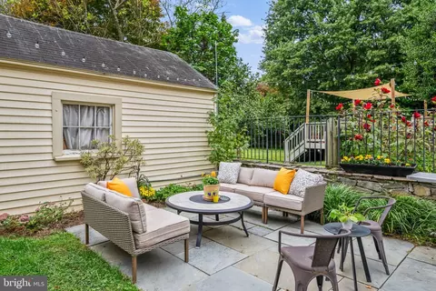 9200 Sudbury Rd, Silver Spring, MD 20901 photo 33