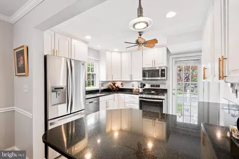 9200 Sudbury Rd, Silver Spring, MD 20901 photo 9