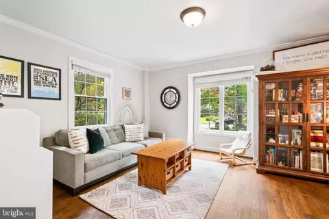 9200 Sudbury Rd, Silver Spring, MD 20901 photo 11