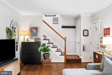 9200 Sudbury Rd, Silver Spring, MD 20901 photo 5