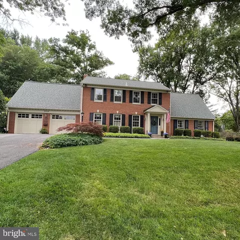 5016 Sunflower Dr, Rockville, MD 20853