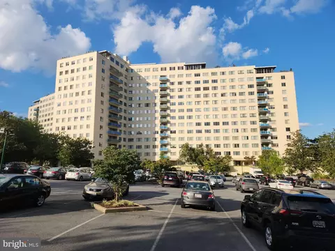 10201 Grosvenor Pl #1122, Rockville, MD 20852