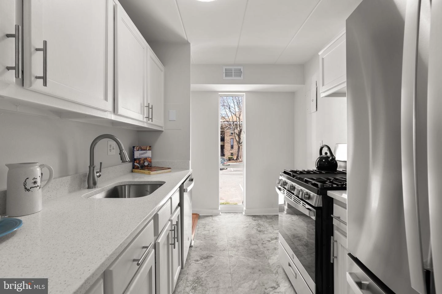 Kitchen - 3340 Hewitt Avenue 4-2-c Ave #4-2-C (65), Silver Spring, MD 20906 photo 2 of 2