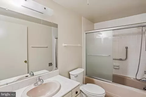 3640 Gleneagles Dr #10-2D, Silver Spring, MD 20906 photo 32