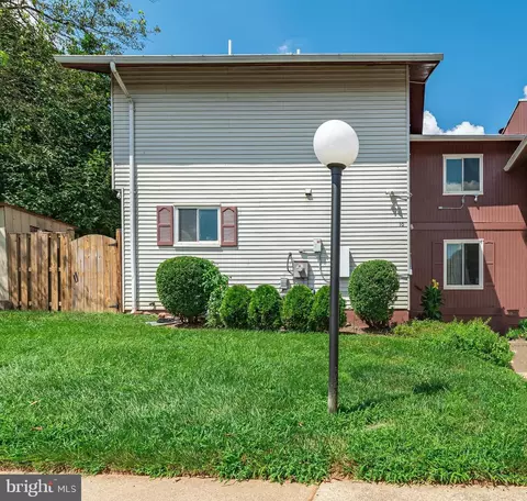 10 Steven Ct #222, Gaithersburg, MD 20877
