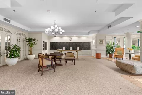 15100 Interlachen Dr #4-314, Silver Spring, MD 20906 photo 4
