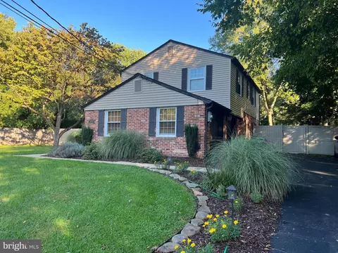 19213 Plummer Dr, Germantown, MD 20876 photo 37