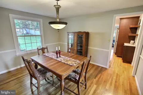 19213 Plummer Dr, Germantown, MD 20876 photo 12