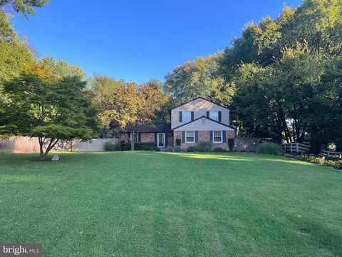 19213 Plummer Dr, Germantown, MD 20876 photo 39