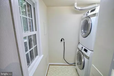 19213 Plummer Dr, Germantown, MD 20876 photo 26