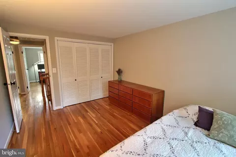 19213 Plummer Dr, Germantown, MD 20876 photo 16
