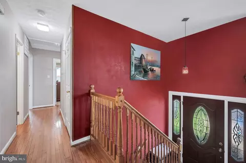 12805 Iona Ct, Silver Spring, MD 20904 photo 2