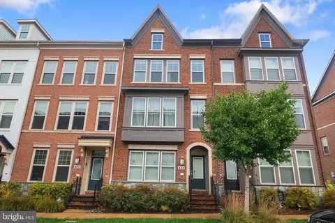 424 Hendrix Ave, Gaithersburg, MD 20878