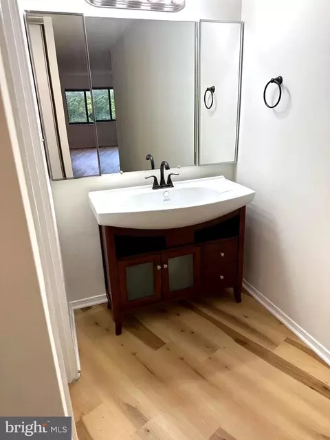 15101 Interlachen Dr #1-226, Silver Spring, MD 20906 photo 18