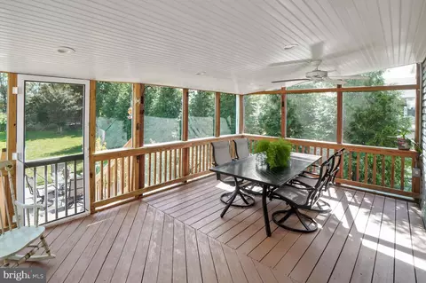 17226 Spates Hill Rd, Poolesville, MD 20837 photo 9