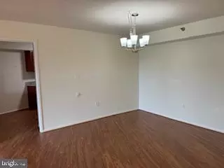 15100 Interlachen Dr #4-503, Silver Spring, MD 20906 photo 5