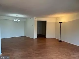 15100 Interlachen Dr #4-503, Silver Spring, MD 20906 photo 6
