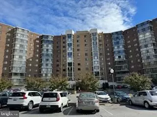 15100 Interlachen Dr #4-503, Silver Spring, MD 20906