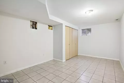 816 Orange Dr, Silver Spring, MD 20901 photo 32