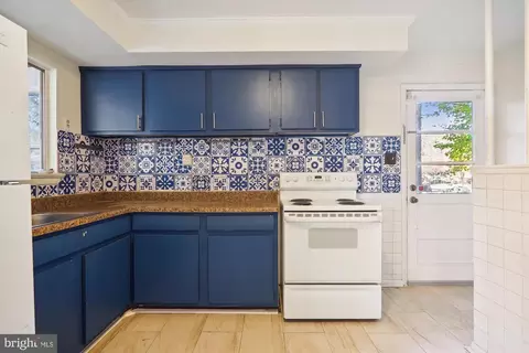 816 Orange Dr, Silver Spring, MD 20901 photo 13
