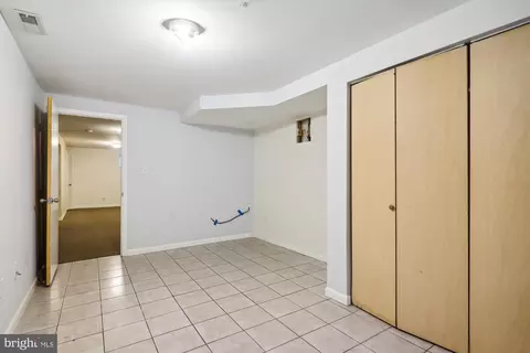 816 Orange Dr, Silver Spring, MD 20901 photo 33