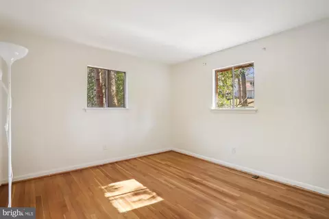 816 Orange Dr, Silver Spring, MD 20901 photo 18