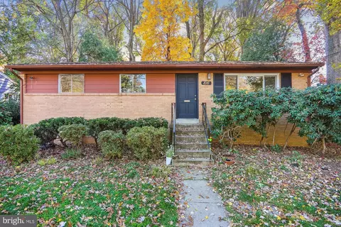 816 Orange Dr, Silver Spring, MD 20901