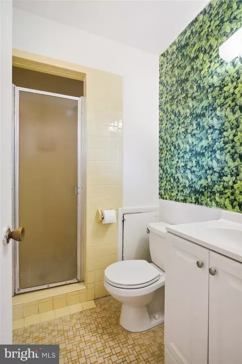 816 Orange Dr, Silver Spring, MD 20901 photo 21