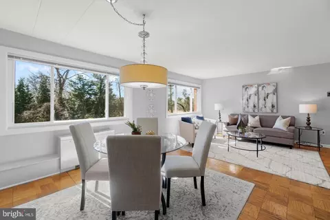 4800 Chevy Chase Dr #308, Chevy Chase, MD 20815