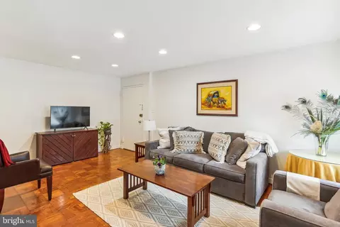 12415 Braxfield Ct #542, Rockville, MD 20852