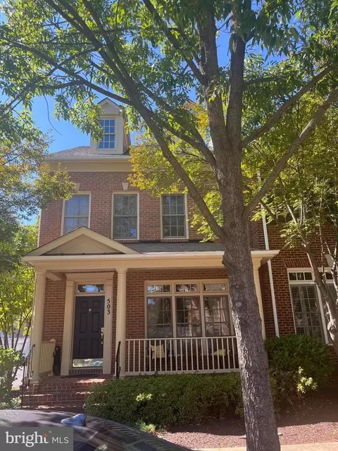 503 Goodland Pl, Rockville, MD 20850