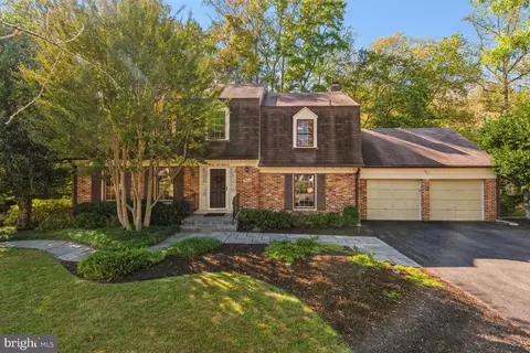 9500 Falls Bridge Ln, Potomac, MD 20854