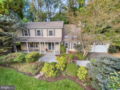 8021 Lakenheath Way, Potomac, MD 20854