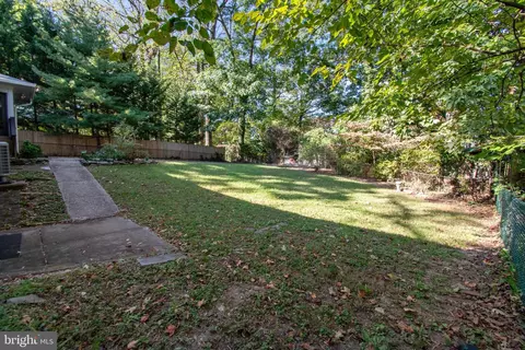 1128 Cresthaven Dr, Silver Spring, MD 20903 photo 34