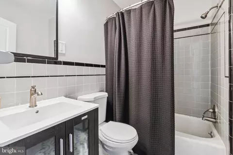 1128 Cresthaven Dr, Silver Spring, MD 20903 photo 24