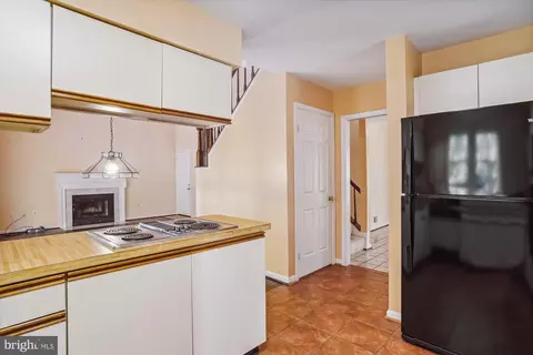 13225 Osterport Dr, Silver Spring, MD 20906 photo 16