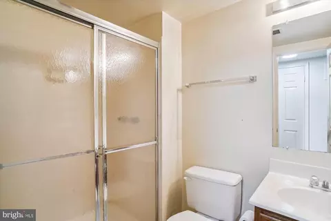 13225 Osterport Dr, Silver Spring, MD 20906 photo 46