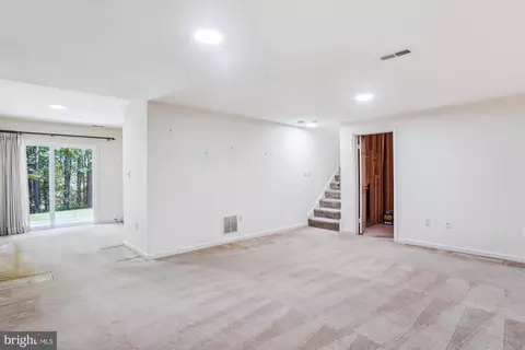 13225 Osterport Dr, Silver Spring, MD 20906 photo 42