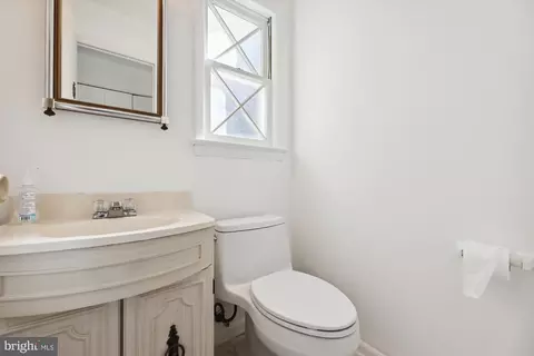 11616 Lovejoy St, Silver Spring, MD 20902 photo 12