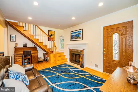 1719 Brisbane St, Silver Spring, MD 20902 photo 3