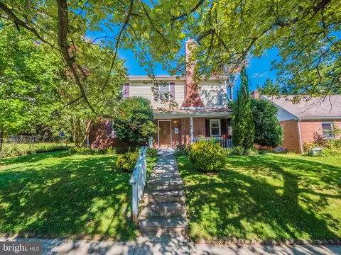 1719 Brisbane St, Silver Spring, MD 20902 photo 2
