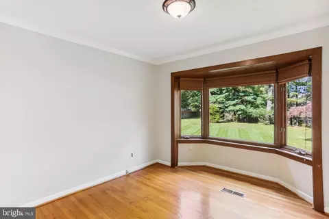 816 Olive Dr, Silver Spring, MD 20905 photo 32