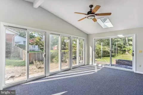 816 Olive Dr, Silver Spring, MD 20905 photo 10