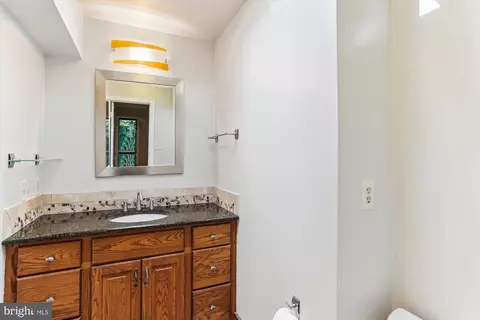 816 Olive Dr, Silver Spring, MD 20905 photo 29