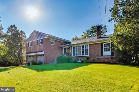 909 Winhall Way, Silver Spring, MD 20904 photo 3