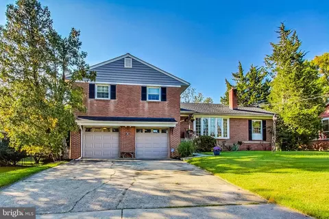 909 Winhall Way, Silver Spring, MD 20904 photo 2