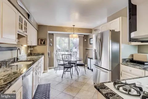 909 Winhall Way, Silver Spring, MD 20904 photo 10
