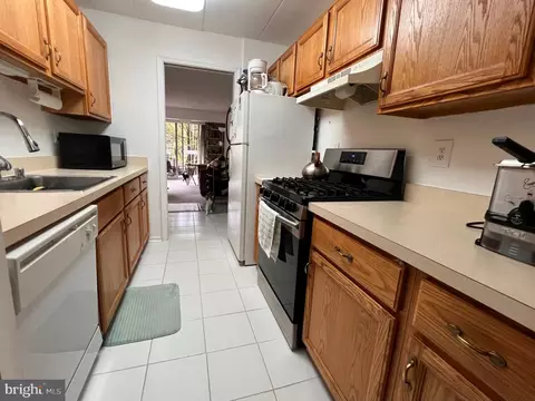 3236 Hewitt Ave #4-2-A, Silver Spring, MD 20906 photo 9