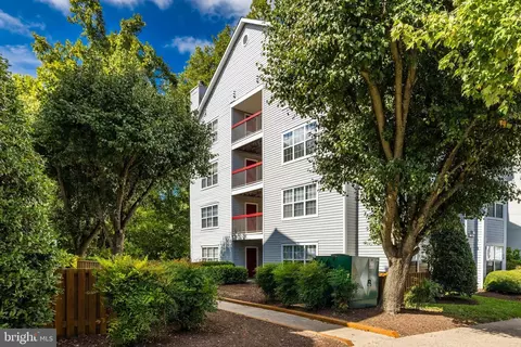 18508 Boysenberry Dr #175, Gaithersburg, MD 20879