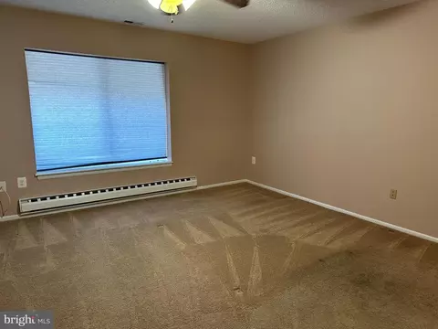3500 Forest Edge Dr #15-3F, Silver Spring, MD 20906 photo 2